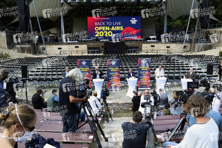 Pressekonferenz 'Back to Live' in Berlin