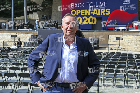 Pressekonferenz 'Back to Live' in Berlin