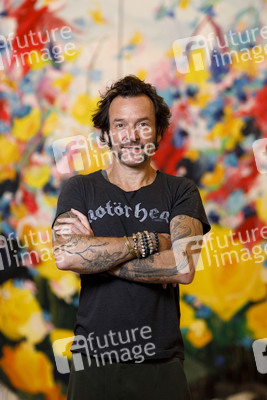 Ausstellungseröffnung von Arne Quinze in Köln