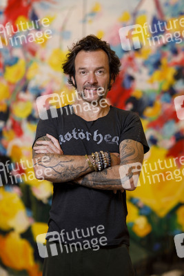 Ausstellungseröffnung von Arne Quinze in Köln