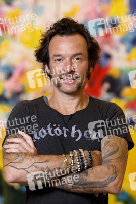 Ausstellungseröffnung von Arne Quinze in Köln