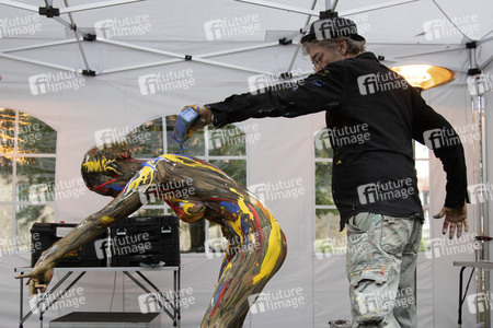 BodyArt Performance von Jörg Düsterwald in Wunstorf