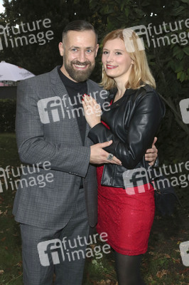 Theaterpremiere 'Gottes Lebenslauf' in Berlin