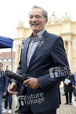 Eröffnung 'Einheits-Expo' in Potsdam