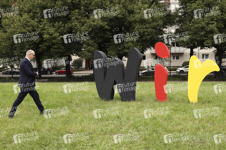 Eröffnung 'Einheits-Expo' in Potsdam