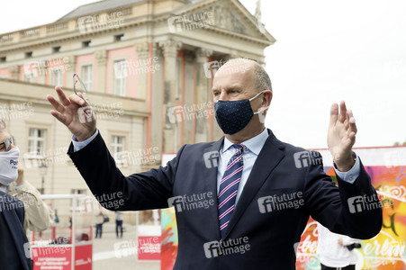 Eröffnung 'Einheits-Expo' in Potsdam