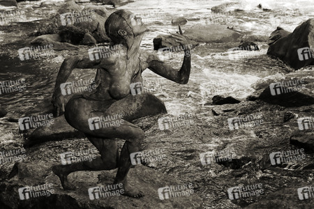 NATURE ART: Stein im Fluss / Stone in a River Bodypainting