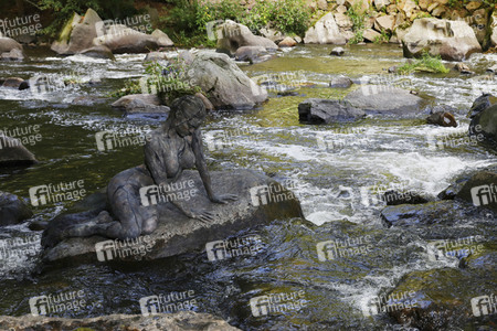 NATURE ART: Stein im Fluss / Stone in a River Bodypainting