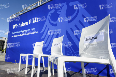 Demonstration 'Wir haben Platz' für die Aufnahme von Flüchtlingen in Berlin