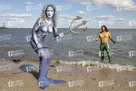 GEEK ART: Aquaman und Nixe / Aquaman and Mermaid Bodypainting