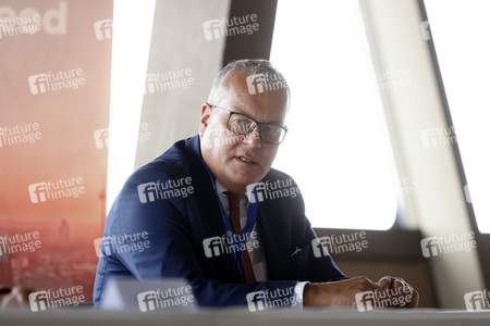 Unterzeichnung der Vereinbarung für ein zukunftssicheres 5G-Netz in Köln