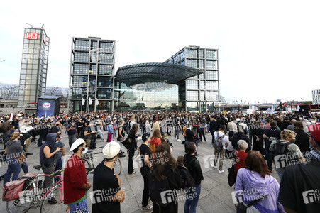 Demonstration für die Aufnahme von Flüchtlingen aus Moria in Berlin