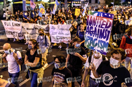 Demonstration für die Aufnahme von Flüchtlingen aus Moria in Berlin
