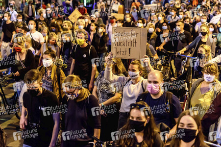 Demonstration für die Aufnahme von Flüchtlingen aus Moria in Berlin