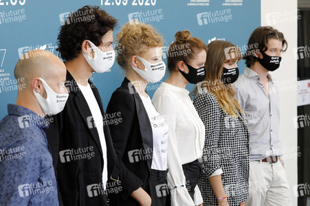 Photocall 'Und morgen die ganze Welt', Internationale Filmfestspiele von Venedig 2020