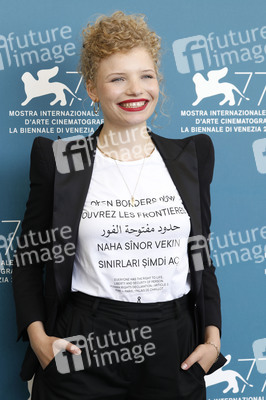 Photocall 'Und morgen die ganze Welt', Internationale Filmfestspiele von Venedig 2020