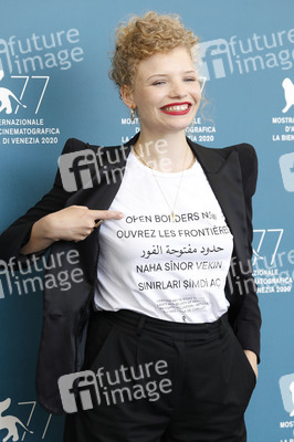 Photocall 'Und morgen die ganze Welt', Internationale Filmfestspiele von Venedig 2020