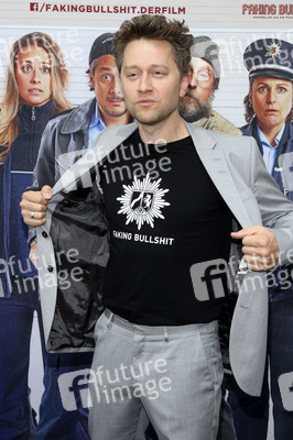 Filmpremiere 'Faking Bullshit' in Berlin