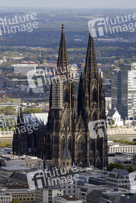 Blick vom Fernsehturm Colonius in Köln