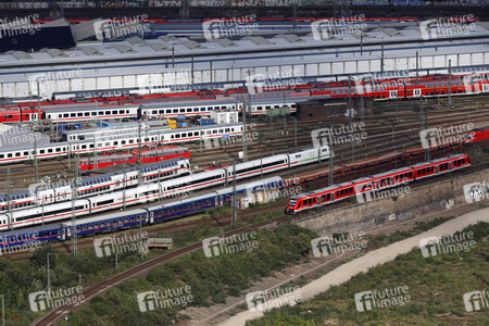 Blick vom Fernsehturm Colonius in Köln