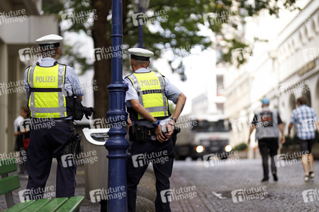 Symbolfoto Polizeistreife