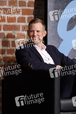 Markus Gabriel und Hendrik Streeck auf der phil.cologne 2020 in Köln