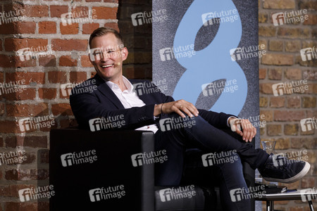 Markus Gabriel und Hendrik Streeck auf der phil.cologne 2020 in Köln