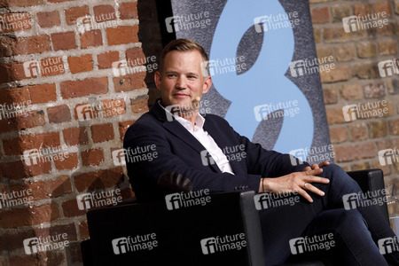 Markus Gabriel und Hendrik Streeck auf der phil.cologne 2020 in Köln