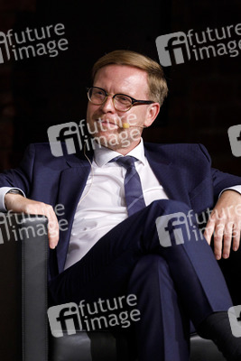 Markus Gabriel und Hendrik Streeck auf der phil.cologne 2020 in Köln