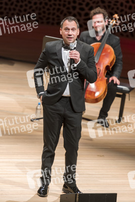 Soundtrack-Lesetour 'Der Polizist' mit Sebastian Fitzek in Hamburg