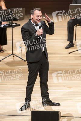 Soundtrack-Lesetour 'Der Polizist' mit Sebastian Fitzek in Hamburg