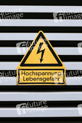 Symbolfoto Hochspannung