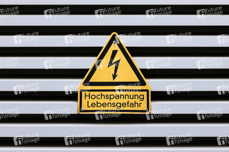 Symbolfoto Hochspannung