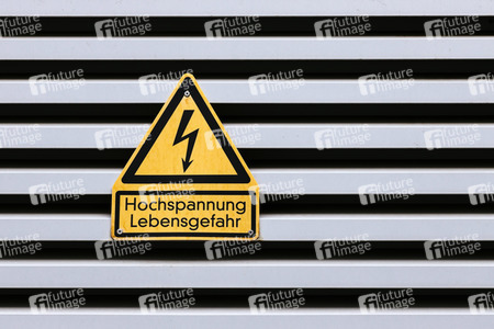 Symbolfoto Hochspannung