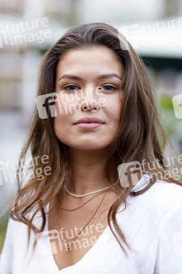 Pressetermin mit Sharon Berlinghoff und Patrick Müller in der Emmaus Gemeinschaft Köln