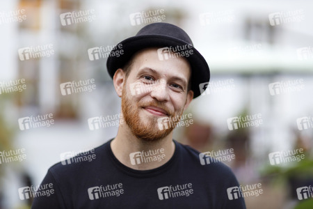 Pressetermin mit Sharon Berlinghoff und Patrick Müller in der Emmaus Gemeinschaft Köln