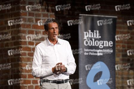 Julian Nida-Rümelin auf der phil.cologne 2020 in Köln