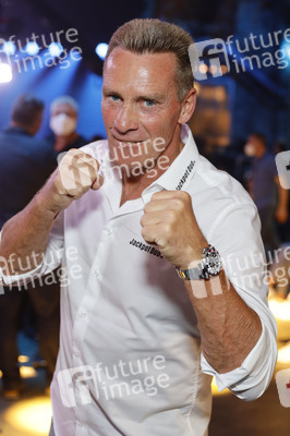 1. Kampfabend 'Das große SAT.1 Promiboxen' in Köln