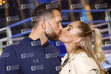 1. Kampfabend 'Das große SAT.1 Promiboxen' in Köln