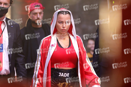 1. Kampfabend 'Das große SAT.1 Promiboxen' in Köln