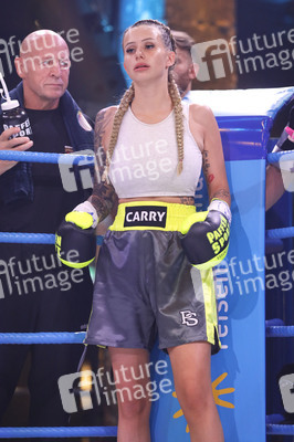 1. Kampfabend 'Das große SAT.1 Promiboxen' in Köln