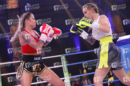 1. Kampfabend 'Das große SAT.1 Promiboxen' in Köln