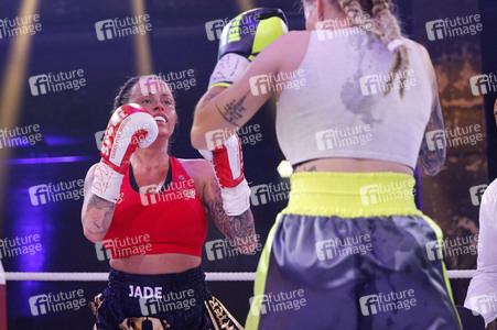 1. Kampfabend 'Das große SAT.1 Promiboxen' in Köln