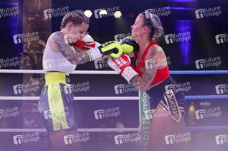 1. Kampfabend 'Das große SAT.1 Promiboxen' in Köln