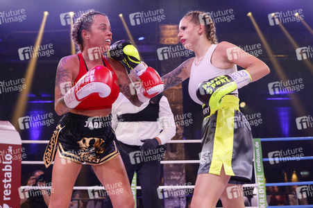 1. Kampfabend 'Das große SAT.1 Promiboxen' in Köln