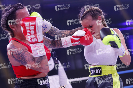 1. Kampfabend 'Das große SAT.1 Promiboxen' in Köln