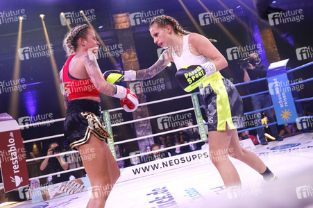 1. Kampfabend 'Das große SAT.1 Promiboxen' in Köln