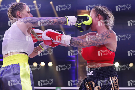 1. Kampfabend 'Das große SAT.1 Promiboxen' in Köln