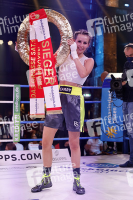 1. Kampfabend 'Das große SAT.1 Promiboxen' in Köln