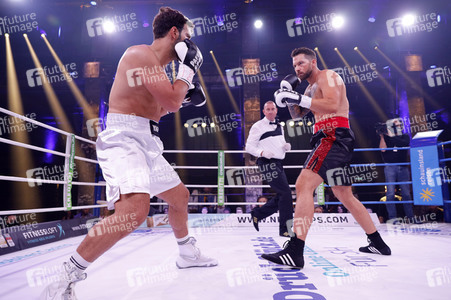 1. Kampfabend 'Das große SAT.1 Promiboxen' in Köln